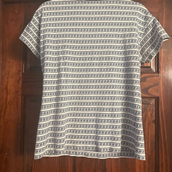 Blue and White Patterned Women's Top - Picture 3 of 5